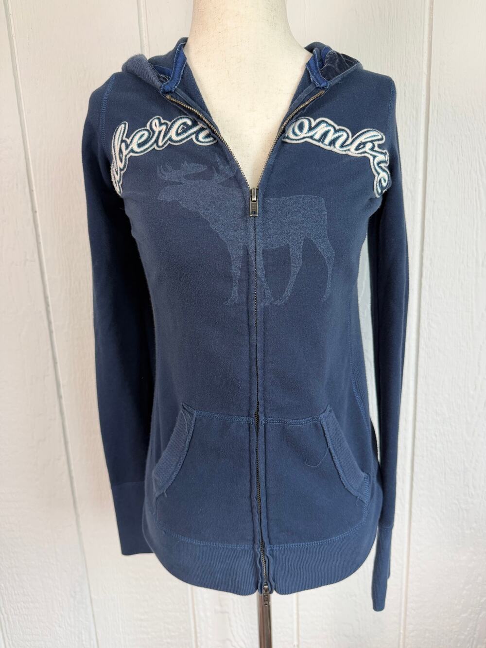 Vintage Y2K Abercrombie & Fitch Navy Blue Full-Zip Hoodie, Large